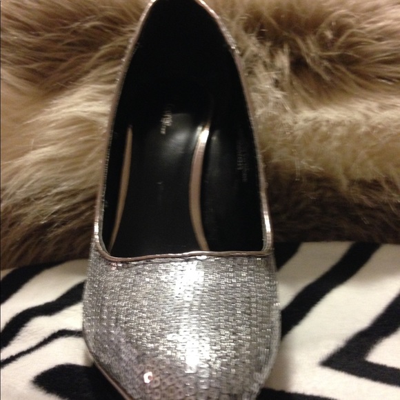 silver metallic sequinned heels - Picture 7 of 7